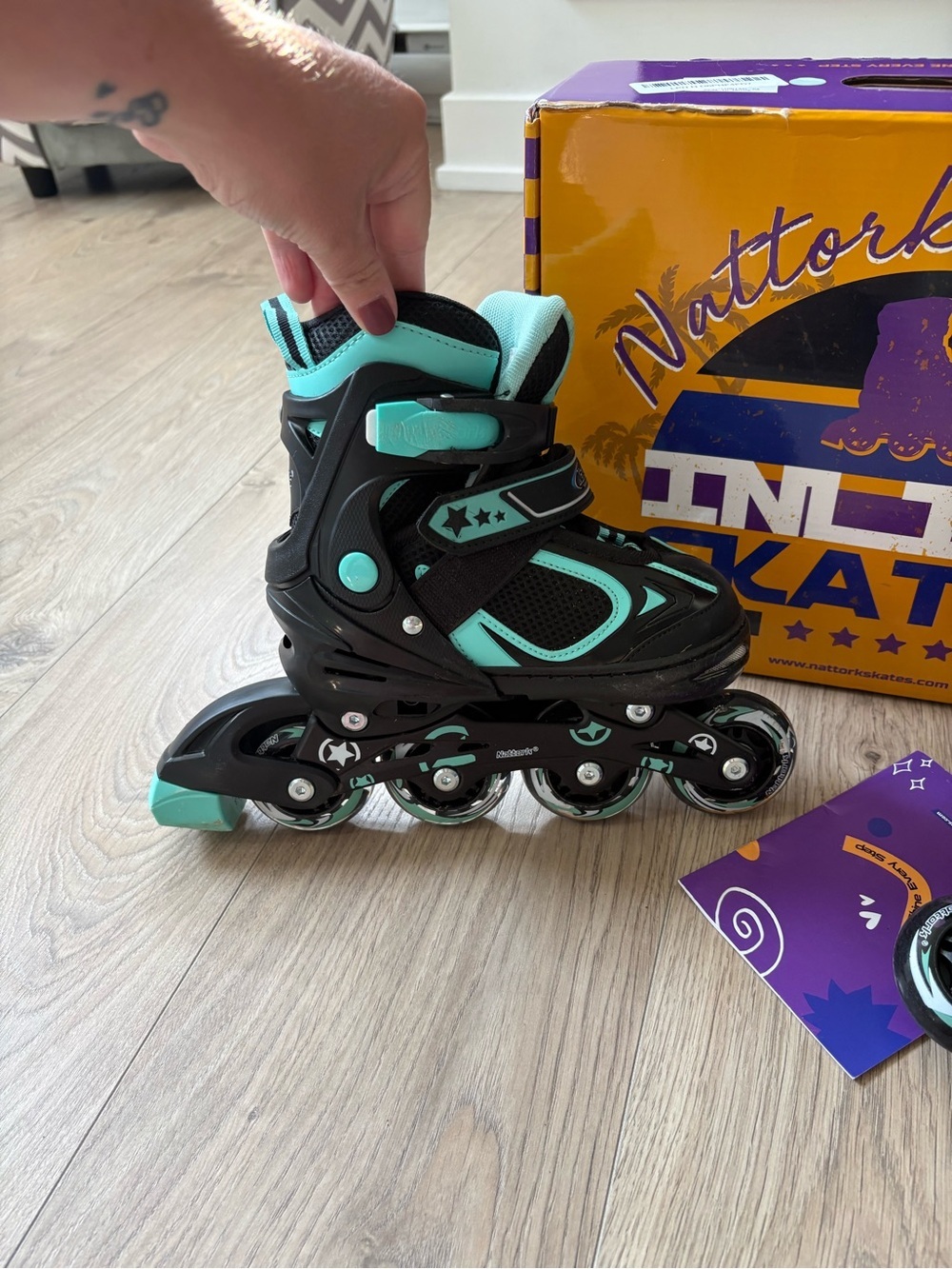 Nattork Adjustable LED Light-Up Inline Roller Skates Kids S 10C-13C - Picture 2 of 5